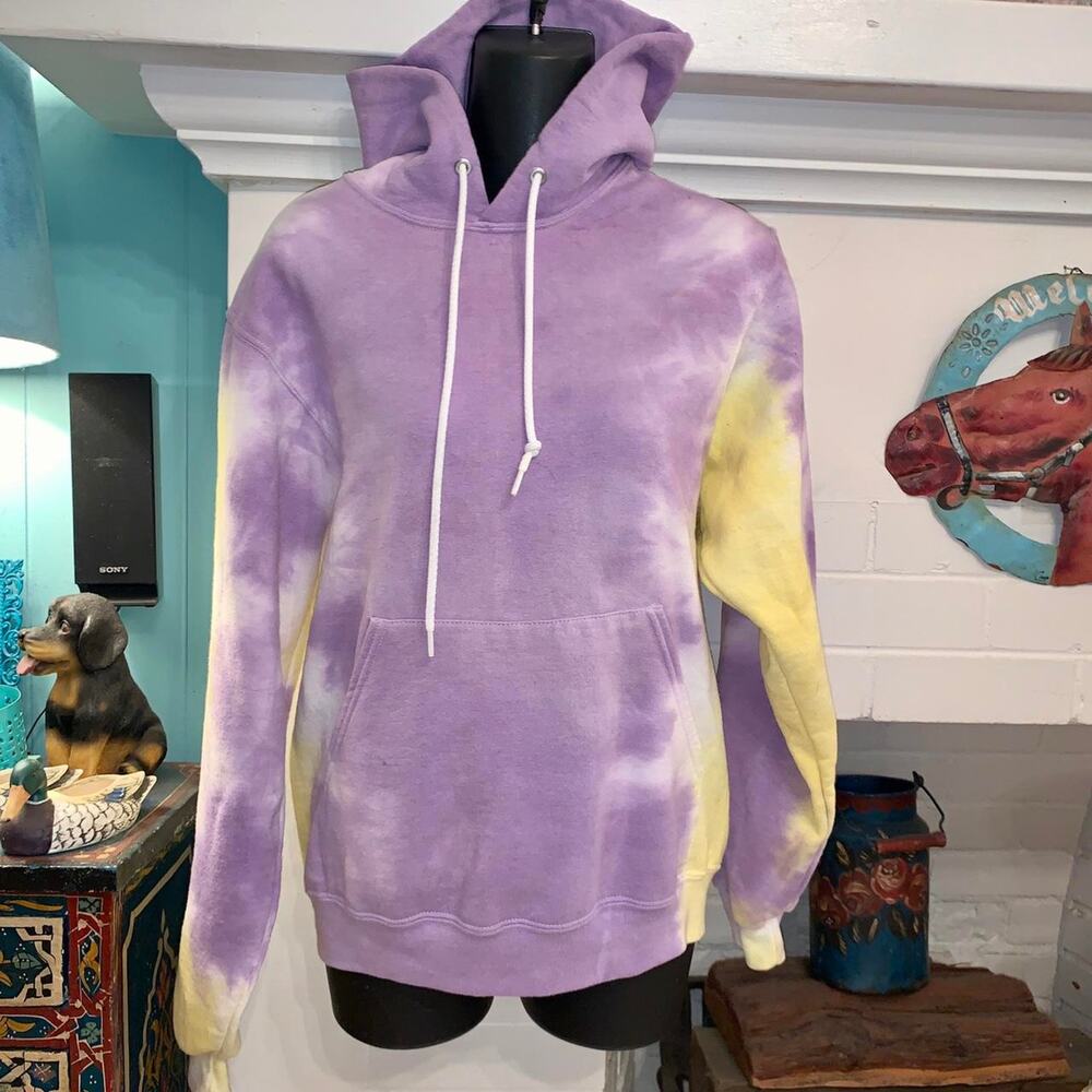 NWOT UNISEX TIE DYE HOODIE SWEATSHIRT LAVENDER YELLOW UNIQUE PATTERN